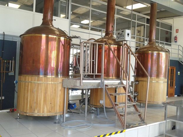 Cervecera Artesana de la Isla Bonita maquinaria de fabricacion de cerveza artesanal